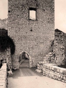 Porta San Genesio prima del terremoto